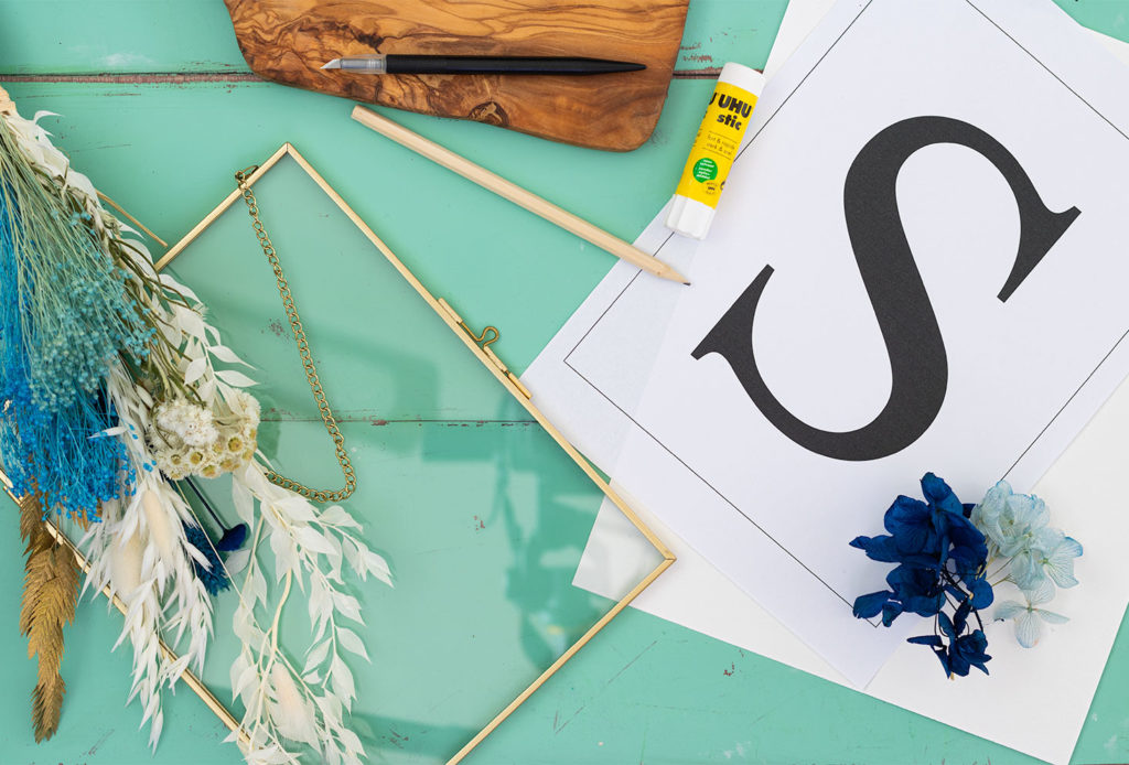 DIY : cadre de fleurs séchées | Les Petits Boudins - Le Blog