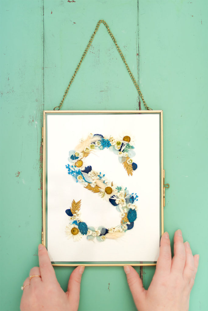 Tige De Petites Fleurs Séchées - Couleur Au Choix - Jour De Fête